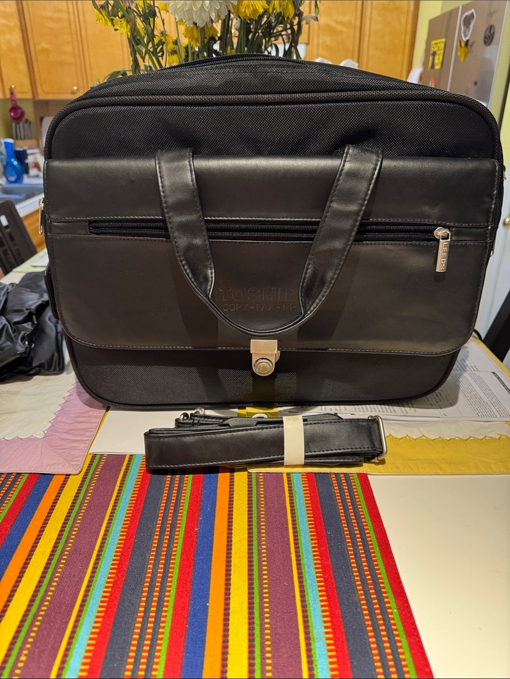 New TOSHIBA MESSENGER LAPTOP NOTEBOOK CASE